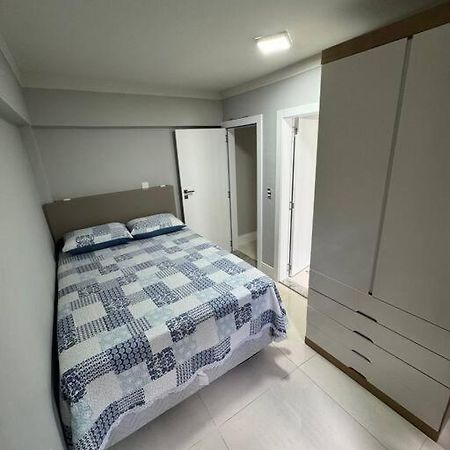 Aparto Canto Da Praia /40M D Mar Apartment Bombinhas Bagian luar foto